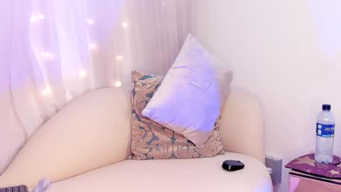   Charlotte  online show from 02/21/25, 09:32