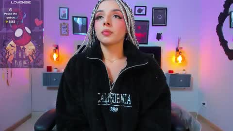 Snapshot of charlotte__benett chatting on 11/10/25, 04:22 Charlotte online show from 11/10/25, 04:22