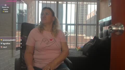 Snapshot of charlotte__g chatting on 02/04/25, 06:49 charlotte online show from 02/04/25, 06:49
