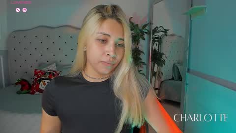 charlotte  grey online show from 12/19/25, 08:38