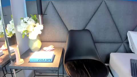 Charlotte online show from 02/26/25, 03:30