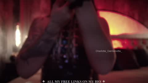 Snapshot of charlotte_germanotta_ chatting on 01/29/25, 02:53 Charlotte online show from 01/29/25, 02:53