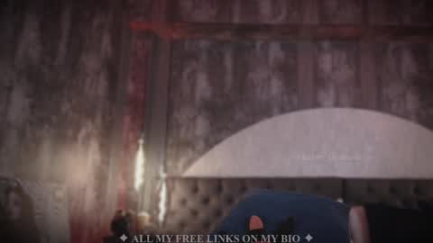 Snapshot of charlotte_germanotta_ chatting on 02/13/25, 09:49 Charlotte online show from 02/13/25, 09:49