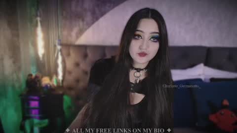 Snapshot of charlotte_germanotta_ chatting on 02/20/25, 05:40 Charlotte online show from 02/20/25, 05:40