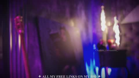 Snapshot of charlotte_germanotta_ chatting on 09/30/25, 03:28 Charlotte online show from 09/30/25, 03:28