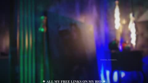 Snapshot of charlotte_germanotta_ chatting on 11/13/25, 04:17 Charlotte online show from 11/13/25, 04:17