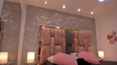 Charlotte Icee online show from 03/05/26, 04:25