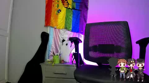 Charlie  online show from 11/12/25, 07:20