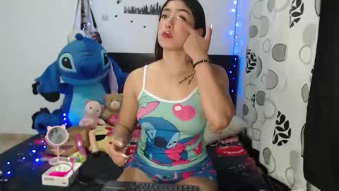 Snapshot of charlotte_luna95 chatting on 12/20/25, 03:46 Charlotte luna95 online show from 12/20/25, 03:46