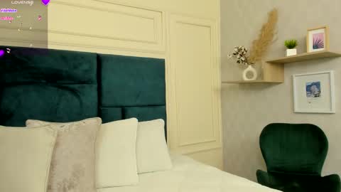 Charlotte Mayers online show from 02/18/25, 11:22