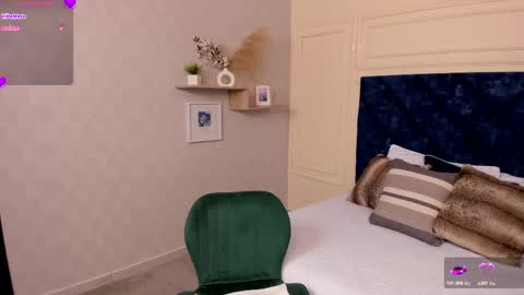 Charlotte Mayers online show from 09/12/25, 11:32