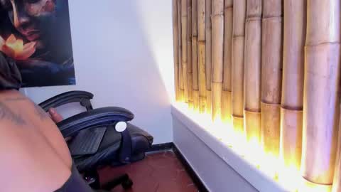 CHARLOTTE  online show from 12/14/25, 02:33