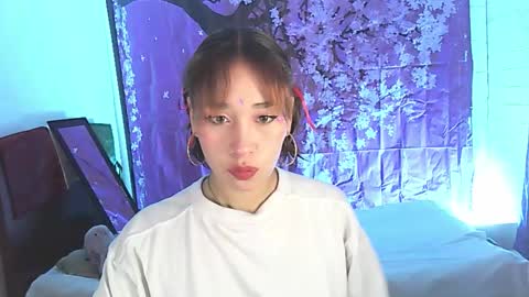 charlotte_morh_ online show from 11/12/25, 11:47