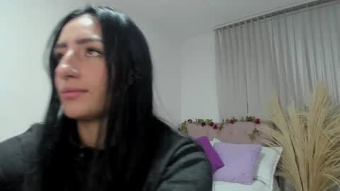 Snapshot of charlotte_pleasure chatting on 05/26/26, 10:00 Charlotte online show from 05/26/26, 10:00