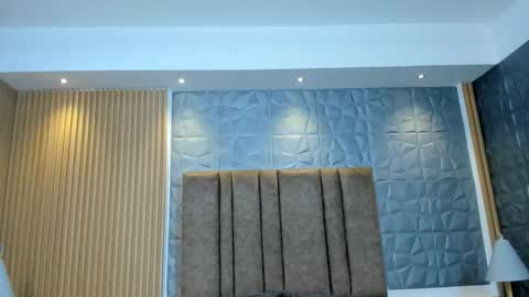 Charlotte  Everyday From 0700 to 1300 Col Time online show from 12/15/25, 02:10