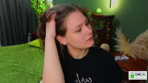 Snapshot of charlotte_wow chatting on 03/04/25, 08:27 Charlotte online show from 03/04/25, 08:27