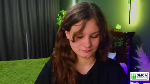 Snapshot of charlotte_wow chatting on 03/04/25, 11:32 Charlotte online show from 03/04/25, 11:32