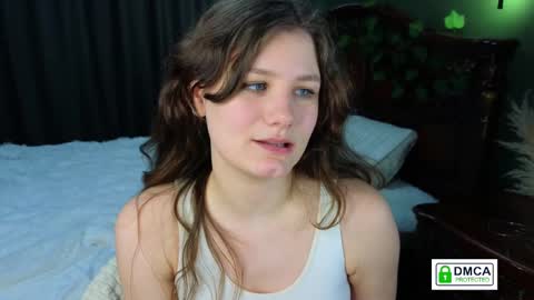 Snapshot of charlotte_wow chatting on 03/11/25, 08:09 Charlotte online show from 03/11/25, 08:09