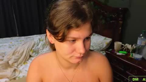 Snapshot of charlotte_wow chatting on 10/31/25, 05:25 Charlotte online show from 10/31/25, 05:25