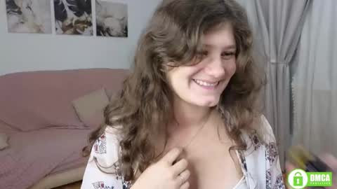 Snapshot of charlotte_wow chatting on 11/10/25, 01:37 Charlotte online show from 11/10/25, 01:37