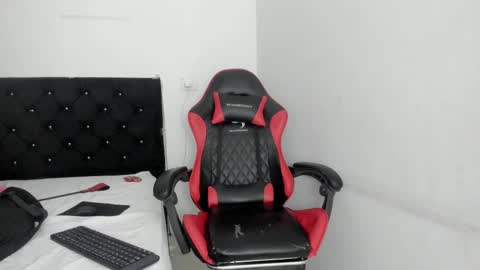 charlotte_xc online show from 02/14/25, 05:51