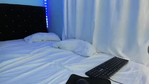 charlotte_xc online show from 02/20/25, 10:48