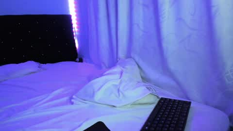 charlotte_xc online show from 03/05/25, 09:04