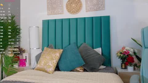 Charlotte Brandt online show from 04/09/26, 07:52