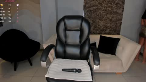 Charlotte online show from 12/31/24, 02:25