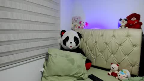 charlottee07 online show from 02/05/26, 02:27