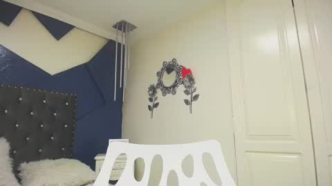 Snapshot of charlottee_brown2 chatting on 03/11/25, 10:07 C H A R L O T T E online show from 03/11/25, 10:07