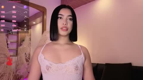 Charlote online show from 05/26/26, 03:02