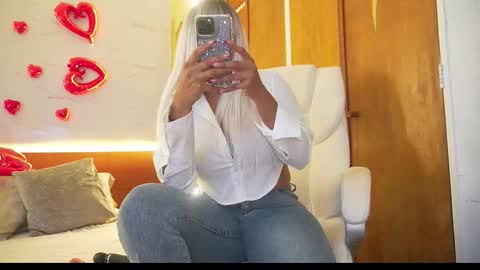 Snapshot of charlottekiss21 chatting on 02/17/26, 11:22 Charlottekiss online show from 02/17/26, 11:22