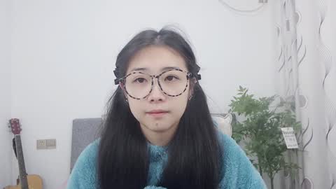 Snapshot of charlottelin chatting on 01/04/25, 04:22 Charlotte online show from 01/04/25, 04:22