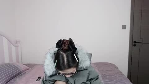 Snapshot of charlottelin chatting on 02/12/25, 01:59 Charlotte online show from 02/12/25, 01:59