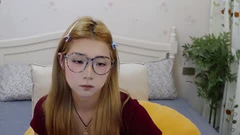 Snapshot of charlottelin chatting on 10/14/25, 01:45 Charlotte online show from 10/14/25, 01:45