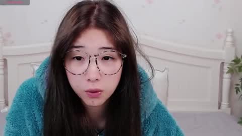 Snapshot of charlottelin chatting on 12/01/25, 07:30 Charlotte online show from 12/01/25, 07:30