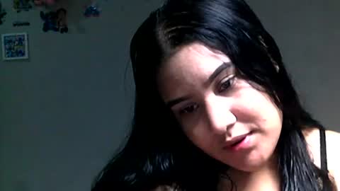 Snapshot of charlottequeen_21 chatting on 07/08/26, 06:56 charlottequeen_21 online show from 07/08/26, 06:56