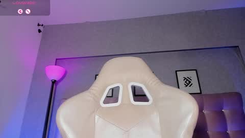 Snapshot of charlotterussel chatting on 12/13/24, 02:10 charlotterussel online show from 12/13/24, 02:10