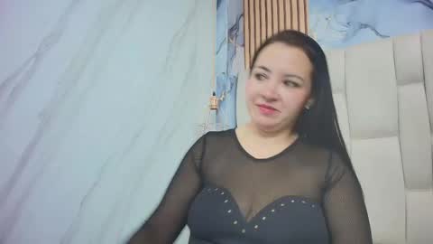 Snapshot of charlotteschmidtt chatting on 10/07/25, 11:18 Charlotte Schmidt online show from 10/07/25, 11:18