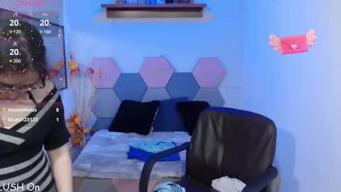 Charlotte Taylor online show from 02/01/25, 06:54