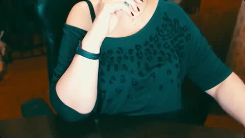 CharlotteXTasty online show from 12/19/25, 02:46