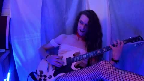 charly dest online show from 11/03/25, 04:19