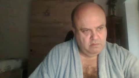 charly online show from 12/19/25, 09:05