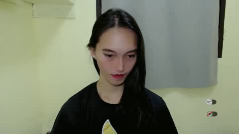 Snapshot of charm_fuckdoll8 chatting on 02/22/25, 05:46 charm_fuckdoll8 online show from 02/22/25, 05:46