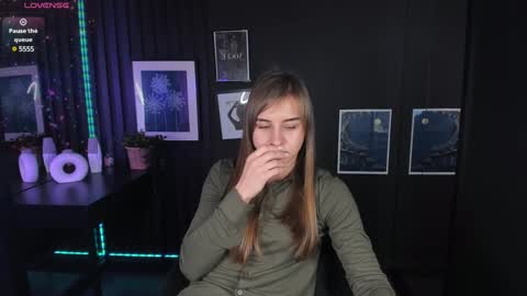 Snapshot of charmbianca chatting on 02/08/25, 02:16 Bianca online show from 02/08/25, 02:16