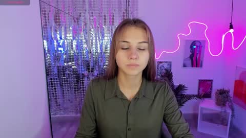 Snapshot of charmbianca chatting on 02/14/25, 05:09 Bianca online show from 02/14/25, 05:09