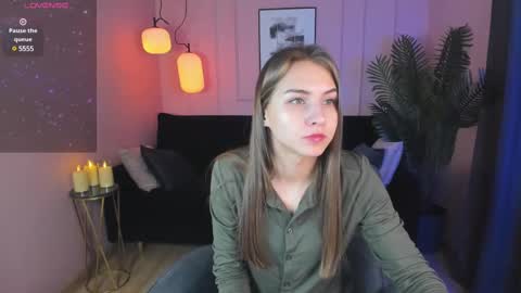 Snapshot of charmbianca chatting on 02/20/25, 08:39 Bianca online show from 02/20/25, 08:39