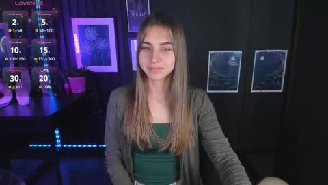 Snapshot of charmbianca chatting on 02/21/25, 02:38 Bianca online show from 02/21/25, 02:38