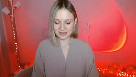 Snapshot of charming_beauty chatting on 01/27/25, 06:09 Michelle online show from 01/27/25, 06:09